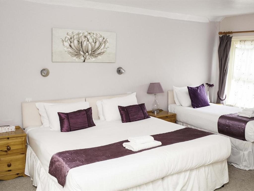 The Castle Inn Hotel Steyning Room photo